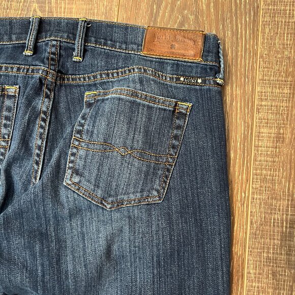 Lucky Brand Sweet’ N Crop Jeans - Size 10 - Picture 9 of 16